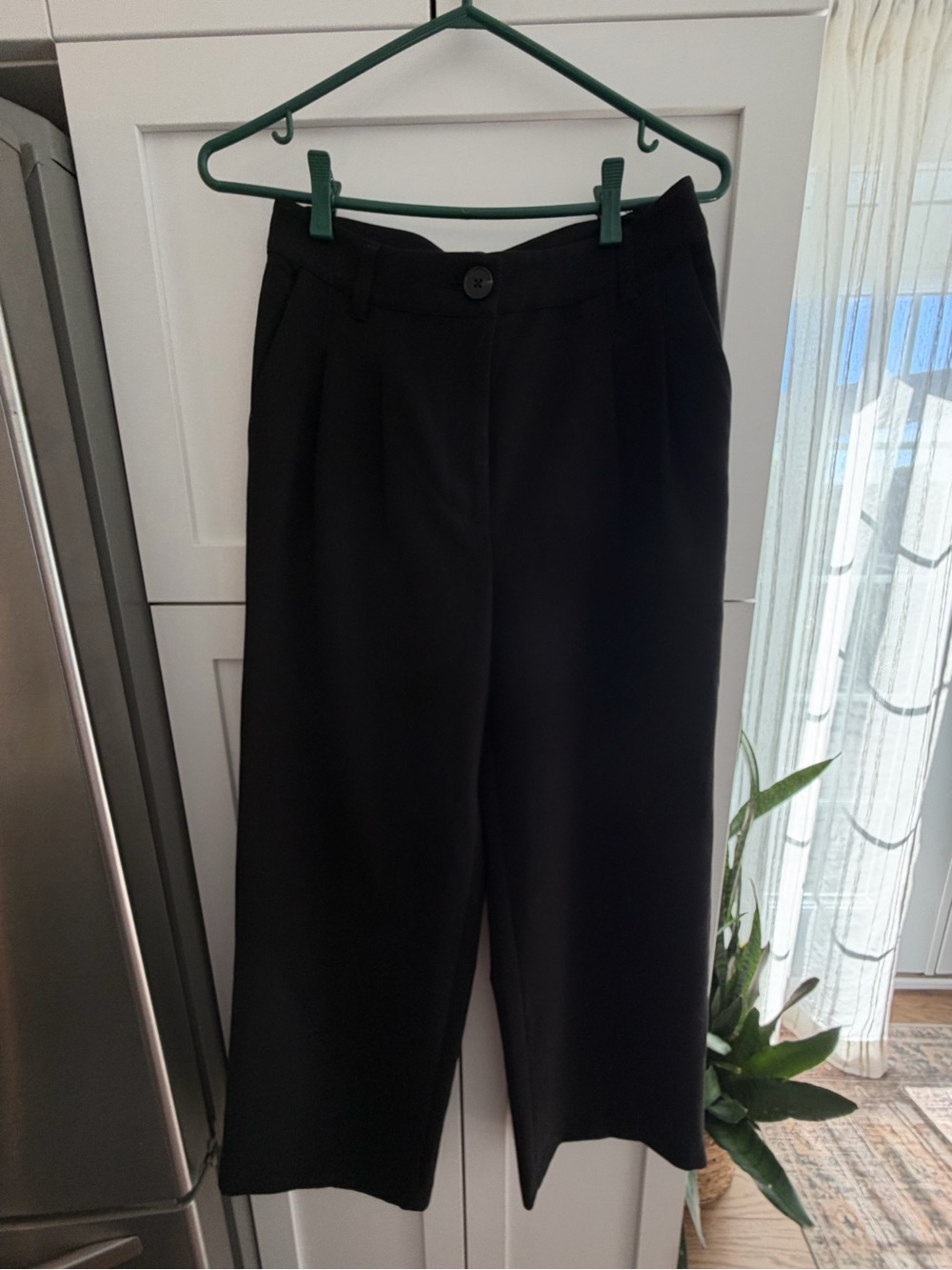 Simons Black Wide-Leg Crop Trousers